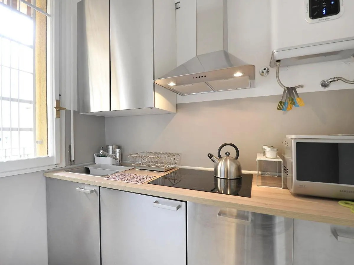 Ur-Nest Borgo Apartment Bologna